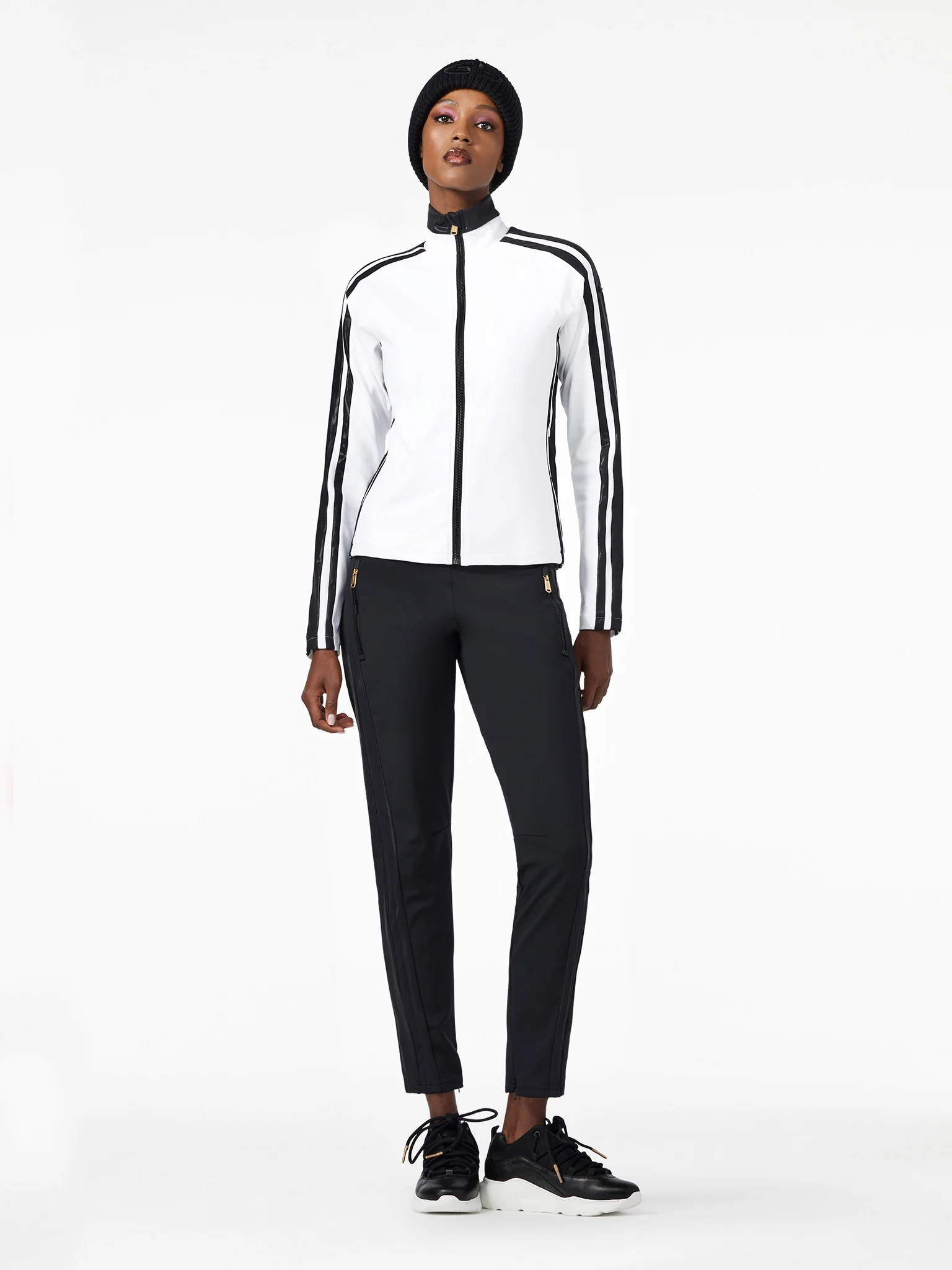 Finish Full Zip Cardigan White Outfit